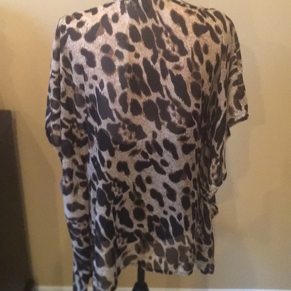 Leopard Animal Print Blouse - Picture 4 of 4